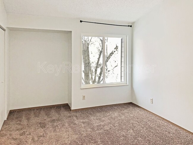 Building Photo - 8787 W Cornell Ave