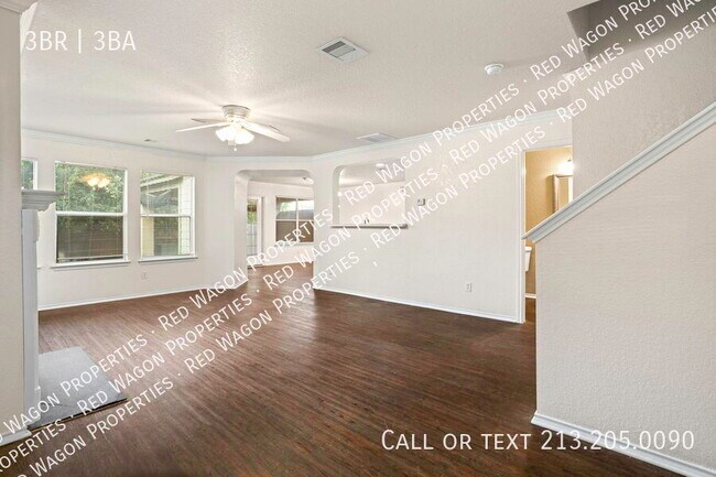 Building Photo - 2614 Sunview Lake