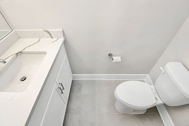 Building Photo - LoSo Terrace like new townhome available f...