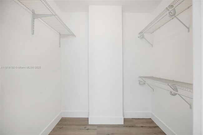 Building Photo - 650 NE 64th St