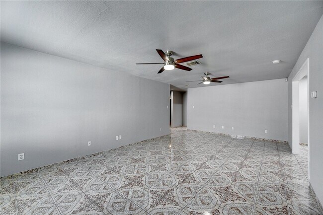 Building Photo - 6402 Santos St