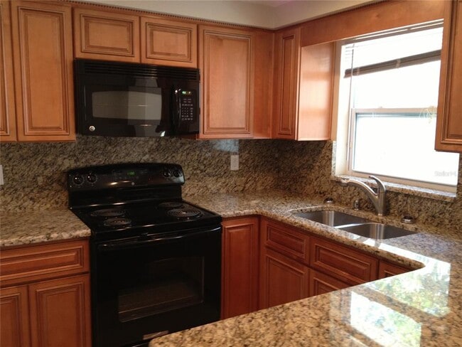 Building Photo - 1050 Clairborne St