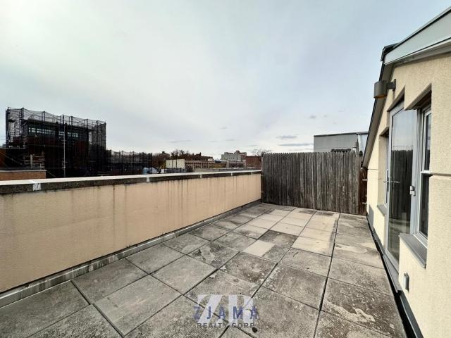 Building Photo - 2 bedroom in Brooklyn NY 11238