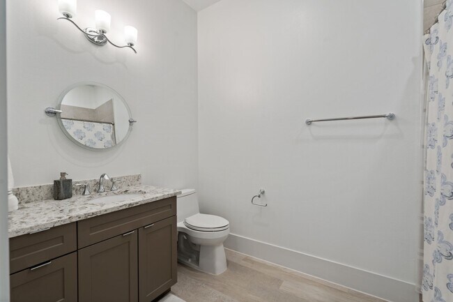 Building Photo - 15260 TX-105