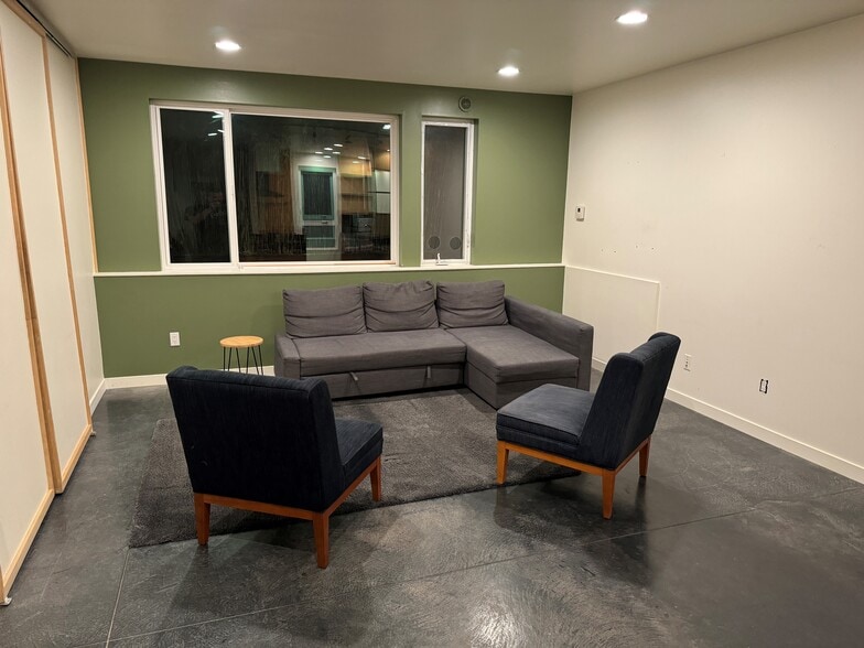Living Room - 107 19th Ave