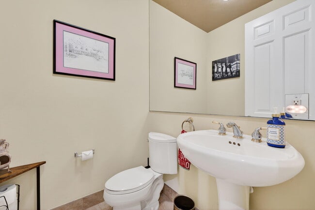 Building Photo - 7162 Vía Firenze