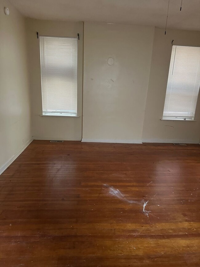 Building Photo - 5424 Michigan Ave