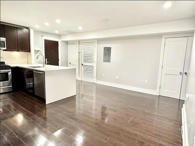 Building Photo - Sleek One-Bedroom in Eastern Market - Parking Spot Included!