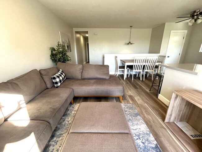 Building Photo - Remodeled, 2BD/2BA Duplex w/ Sunset Views: Fenced Yard, Garage, Steps to Beach & Downtown Encinitas