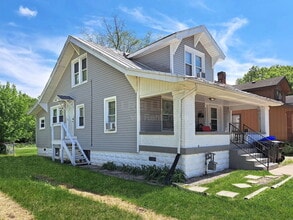 Building Photo - 1209 Central Ave