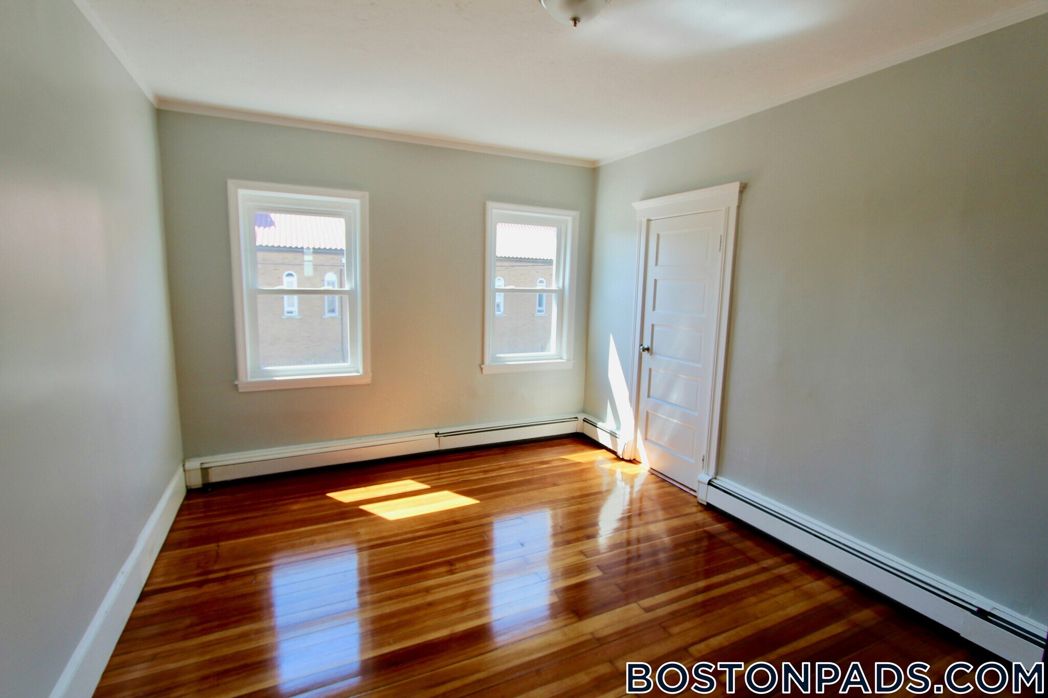 Building Photo - 508 Revere St