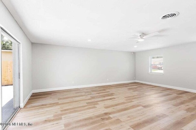 Building Photo - 1554 Shirl Ln
