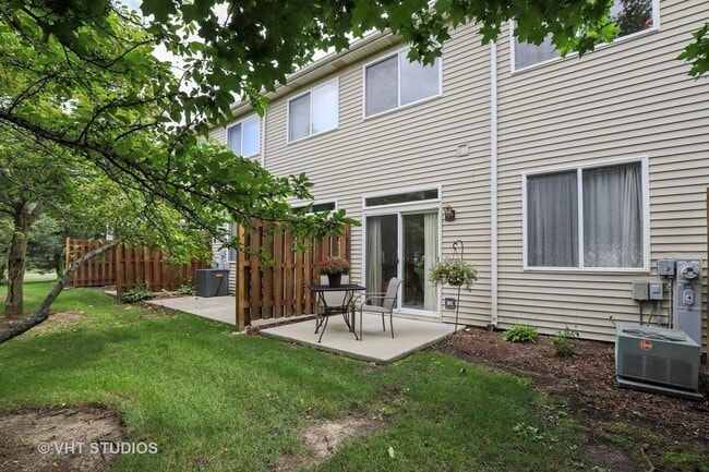 Building Photo - 1382 Redbridge Ct