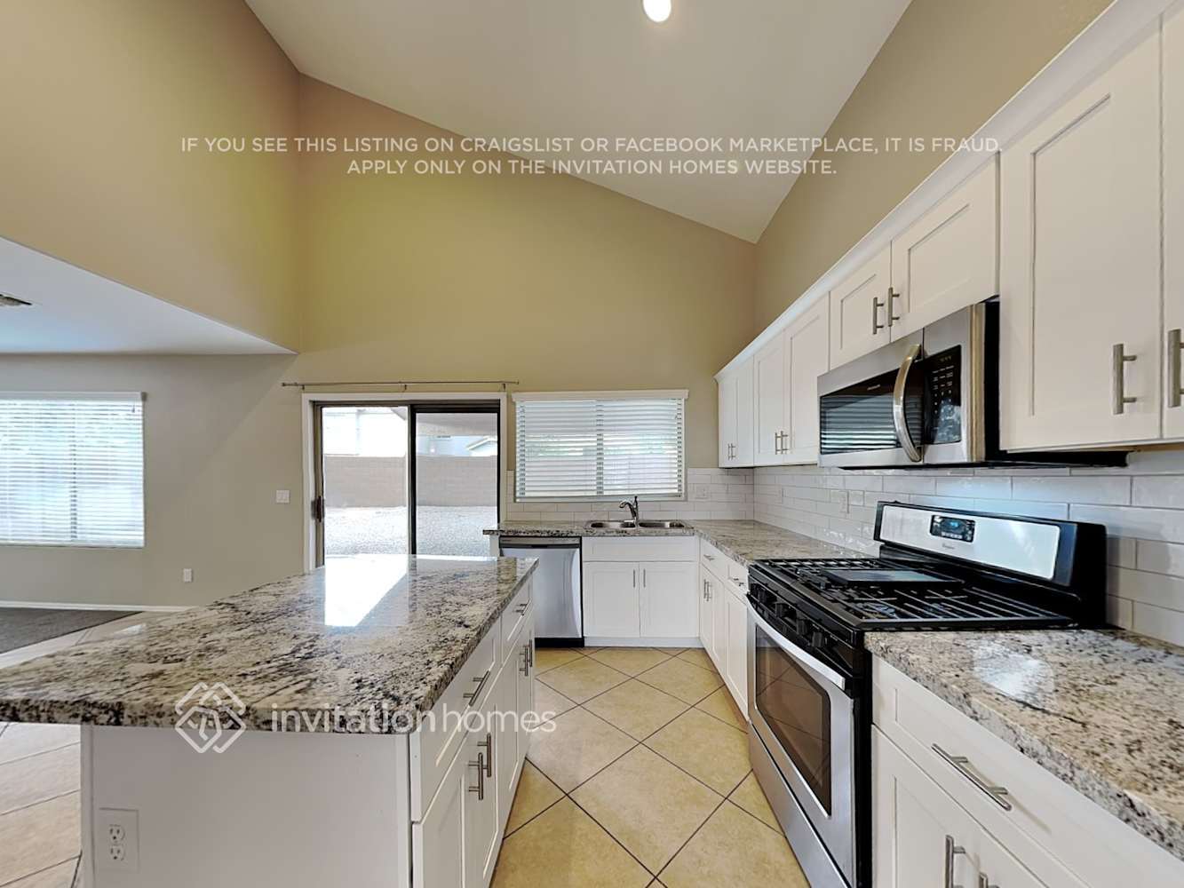 Building Photo - 3048 E Millbrae Ln