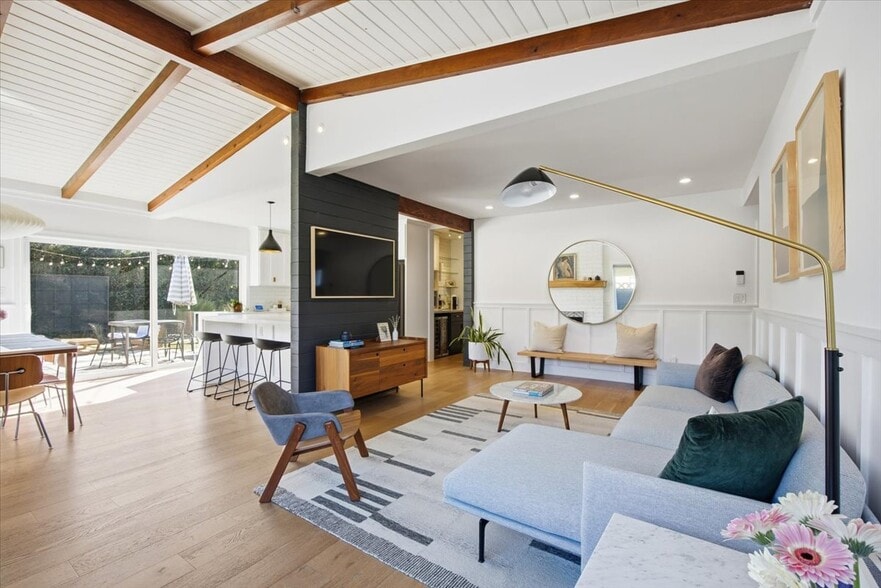 Building Photo - 3834 W 147th Pl