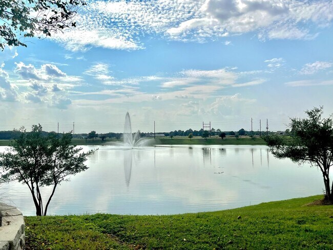 Building Photo - 22610 Steel Blue Jaybird Dr