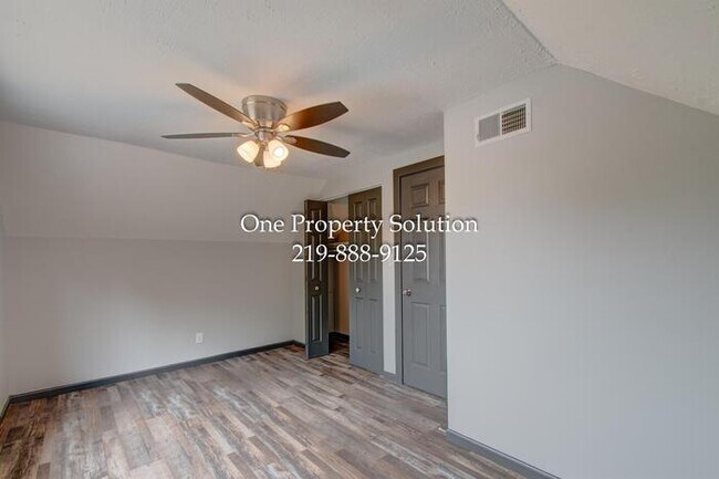 Building Photo - 3133 W 21st Pl