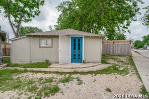Building Photo - 123 Rodena St
