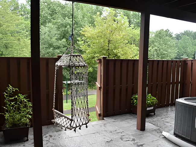 Building Photo - 2460 Terra Cotta Cir