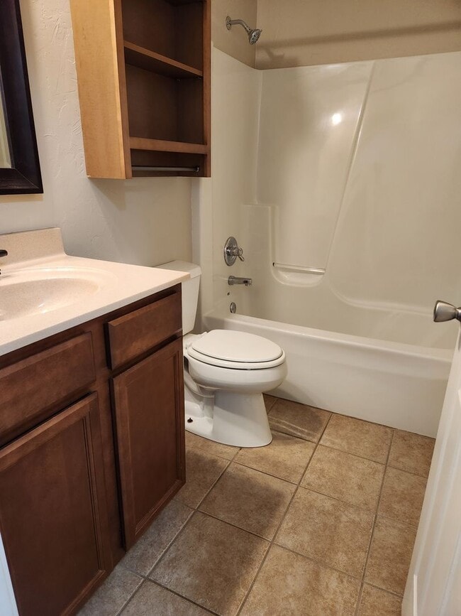 Building Photo - Beautiful Ranch Home