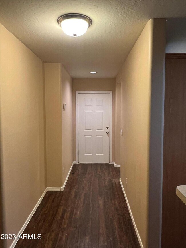 Building Photo - 10289 N 115th Dr