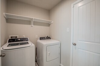 Building Photo - 1407 Wheatland Terrace Ln