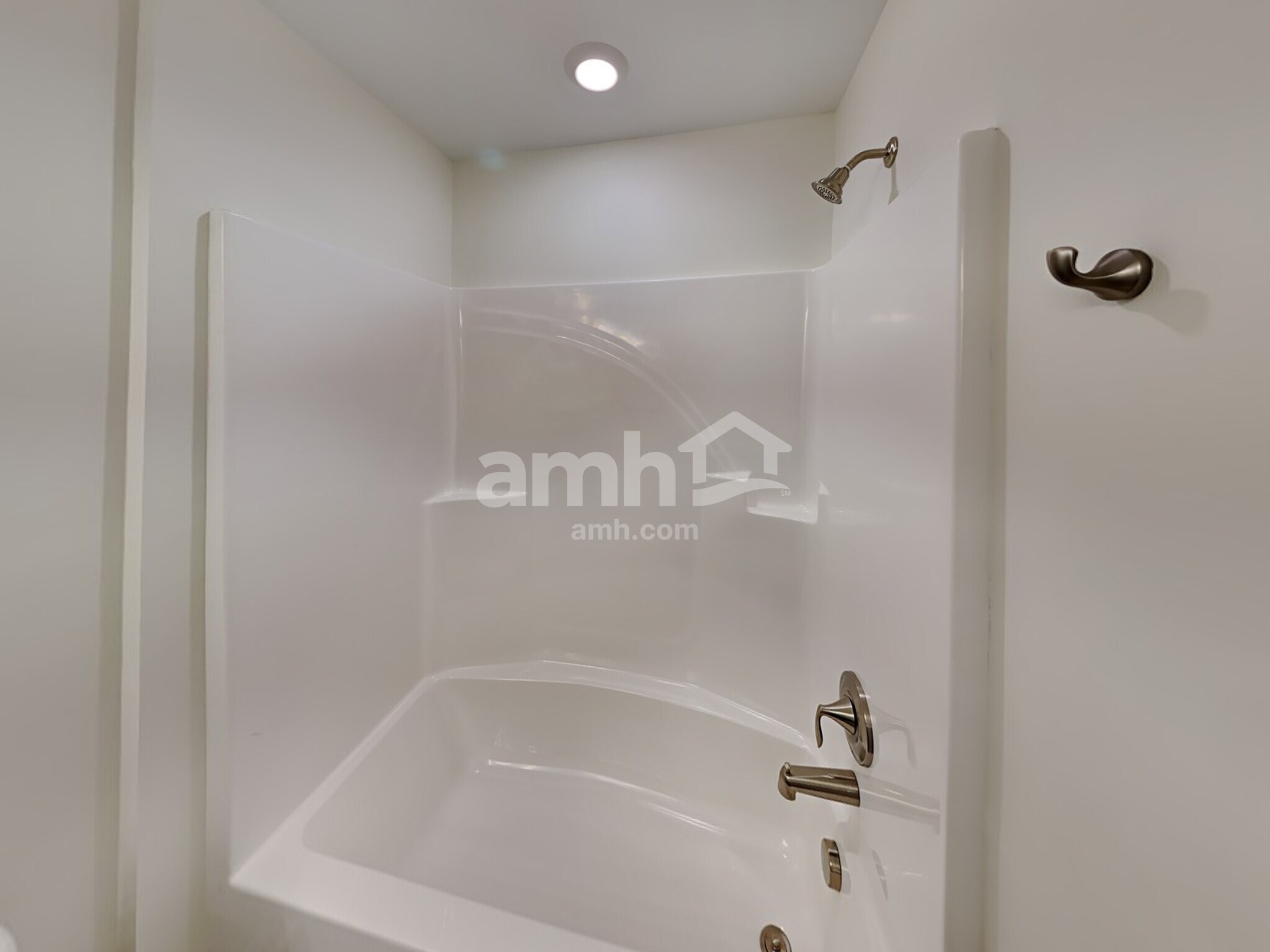 Building Photo - 3017 Lucky Ln