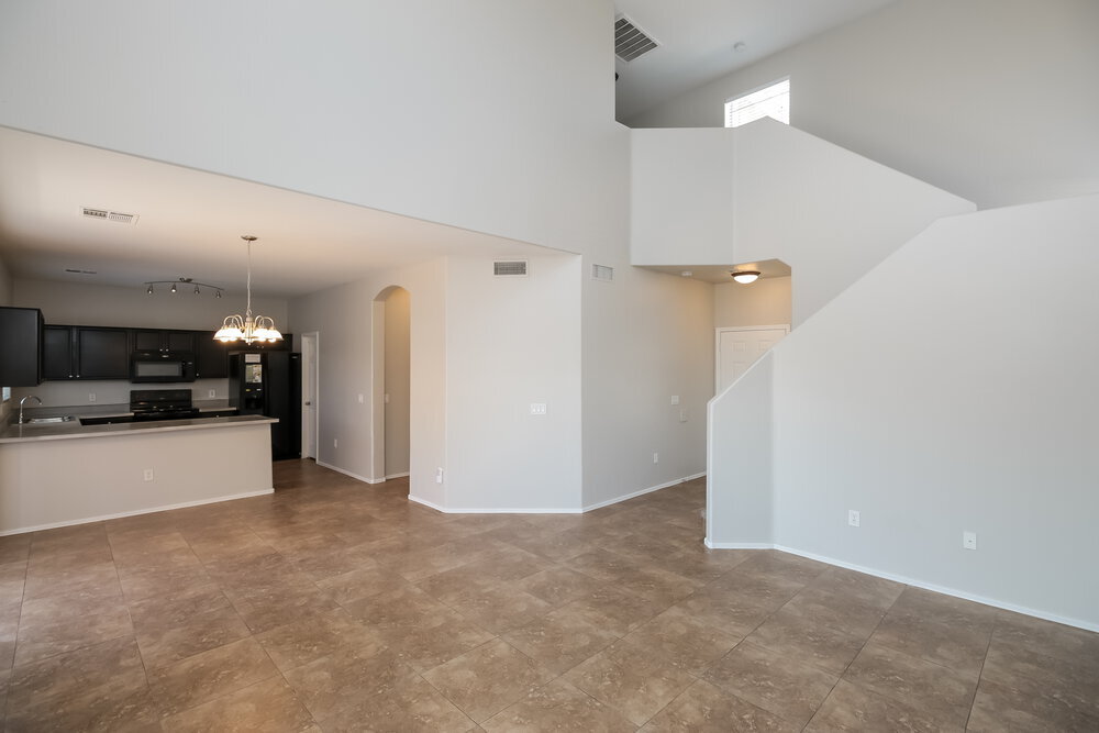 Building Photo - 6055 W Jones Ave