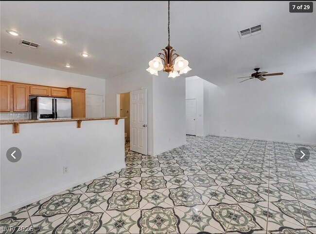Building Photo - 8750 Villa Faith Ave