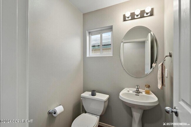 Building Photo - 10855 Refuge Cir