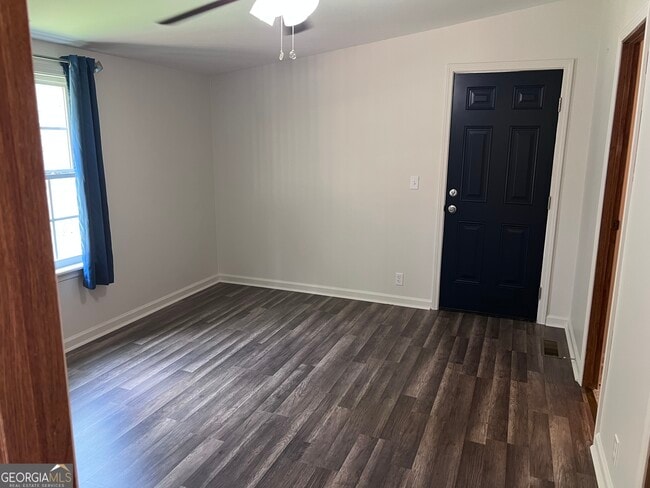 Building Photo - 569 Dover Chapel Rd