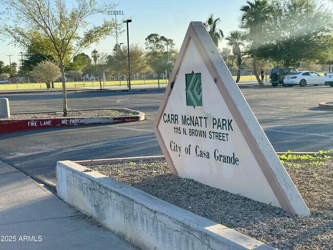 Building Photo - 1100 N Brown Ave