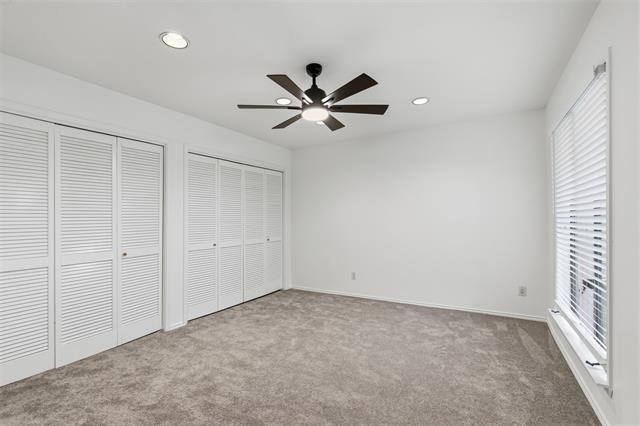 Building Photo - 317 Chandler Lake Ct