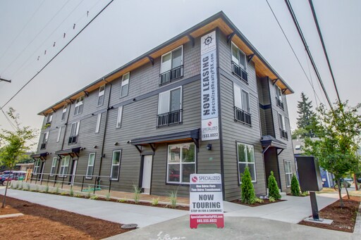 Property Exterior - 686 SE Spokane St