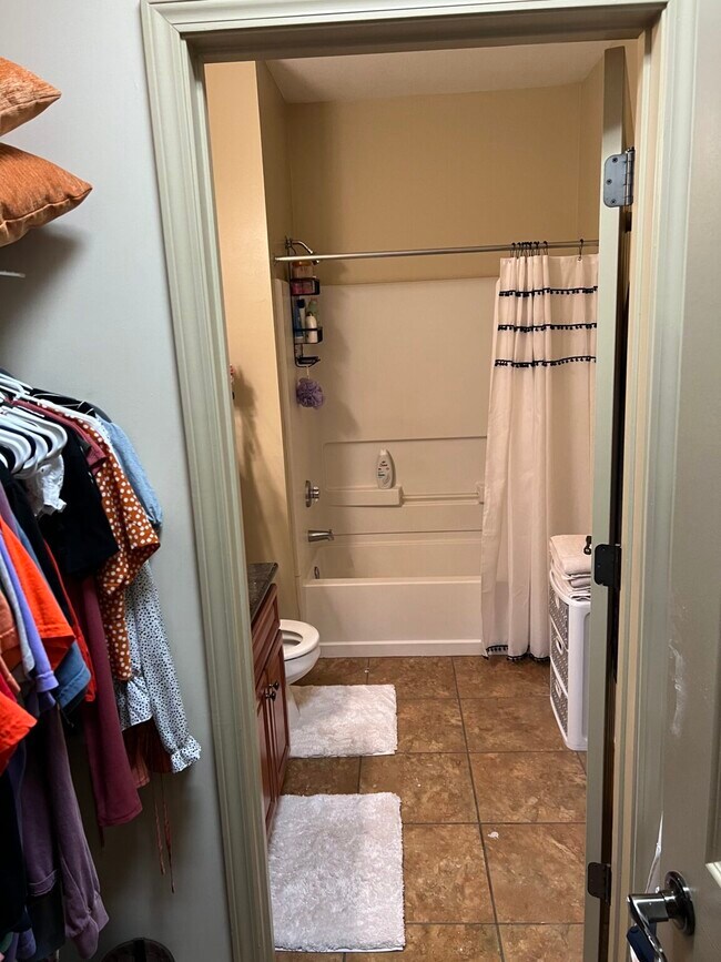 Building Photo - 1732 Muscovy Way