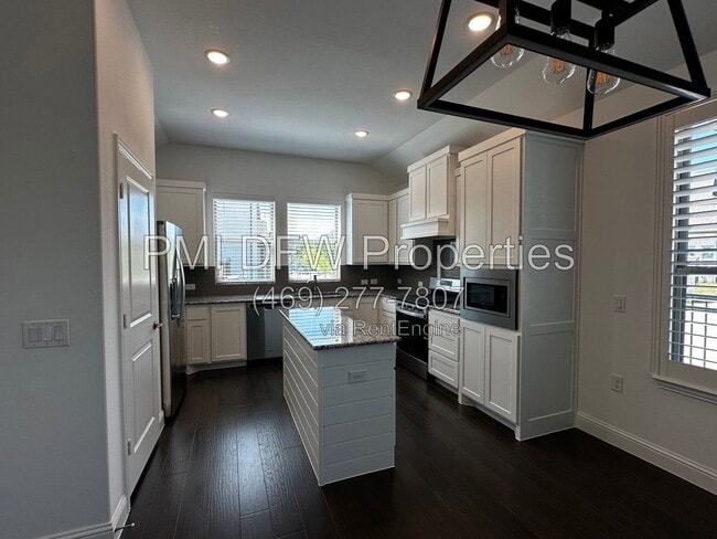 Building Photo - 4552 Meadow Sage St