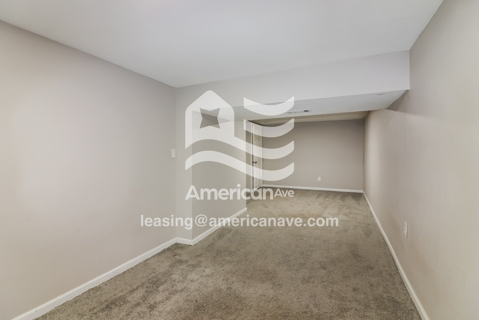 Building Photo - 7025 Monroe Ave