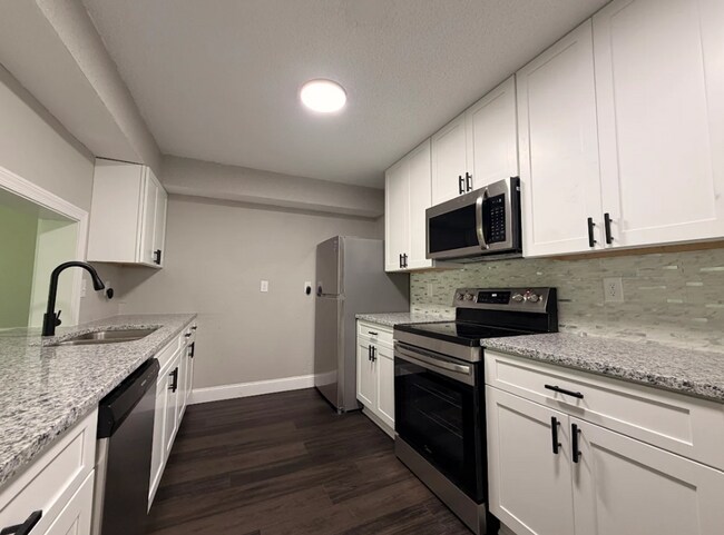 Building Photo - 2 Bed and 2 Bath in Norcross! Get 50% OFF your FIRST MONTH RENT!