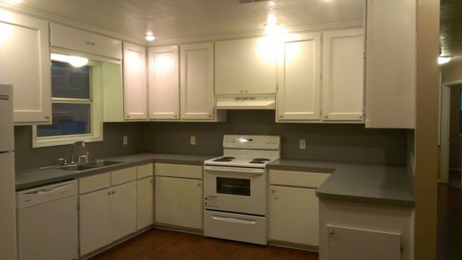 Building Photo - 926 SW 37th St