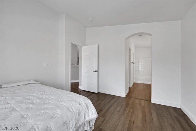 Building Photo - 3513 Hazelnut Pine Pl