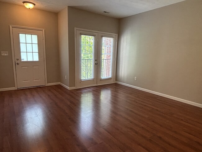 Building Photo - 1054 Reserve Way