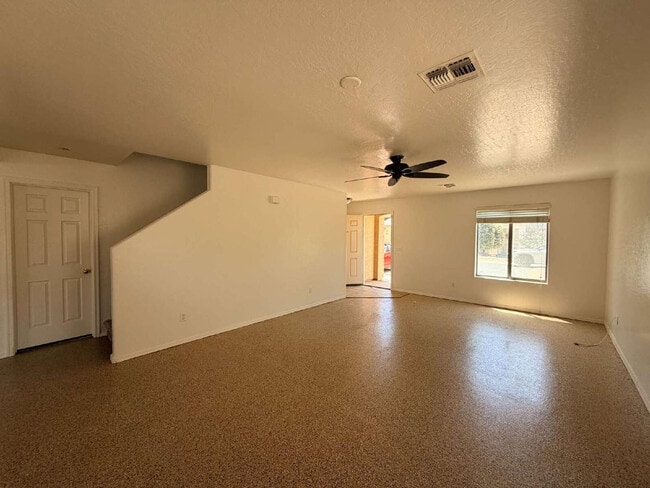 Building Photo - 2344 E Meadow Creek Way