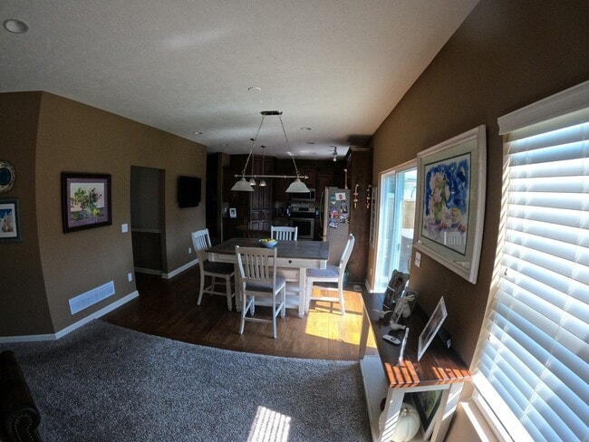 Building Photo - Home For Rent La Vista