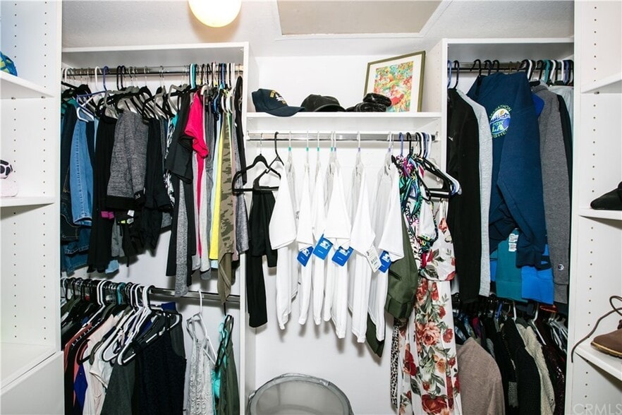 Building Photo - 2900 Madison Ave