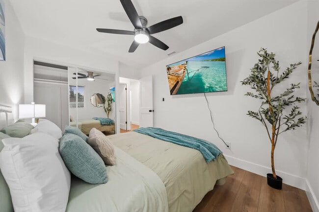 Building Photo - 1676 Raynell Way