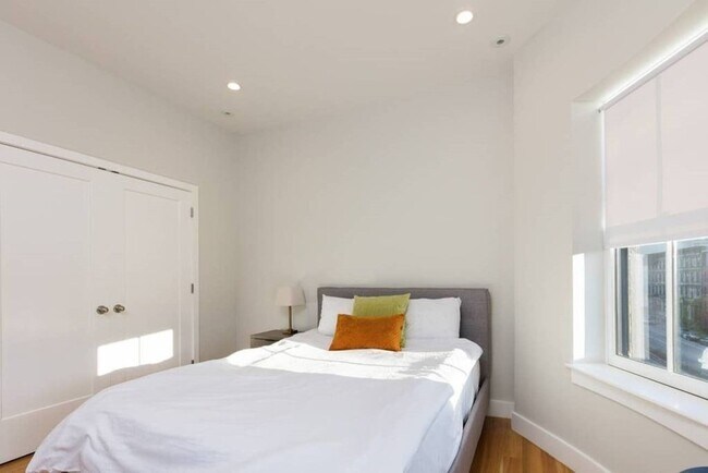 Building Photo - 666 Massachusetts Ave