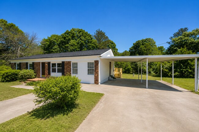 Building Photo - 427 Gun Club Rd