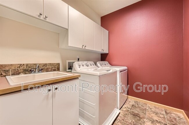 Building Photo - 6288 Sage Ave