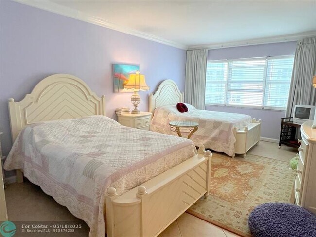 Building Photo - 3400 Galt Ocean Dr
