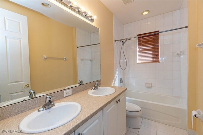 Building Photo - 10094 Mimosa Silk Dr